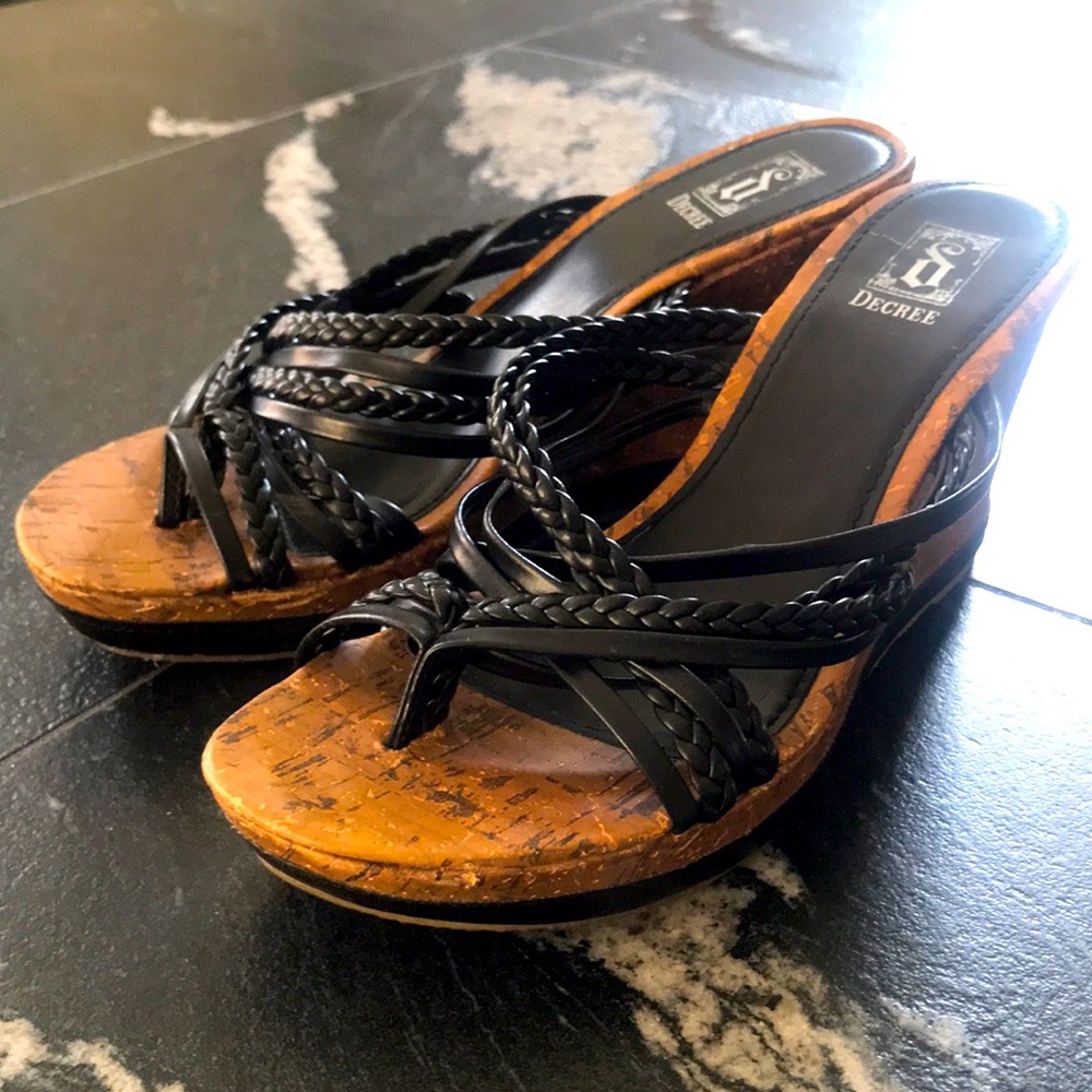 Wedge platform sandals